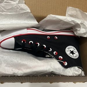 Converse X Pokémon chuck